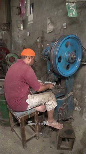 How High-Quality Metal Paint Bucket are Made in Factory