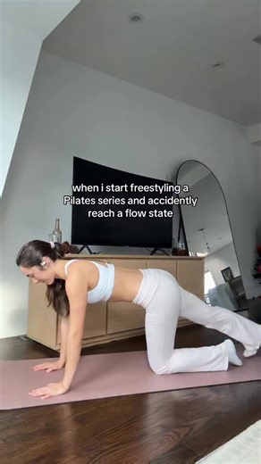 madeleine abeid on Instagram: "my pilates series = flow state tbh come train w me on @thealiveapp ✨🤍🎀"