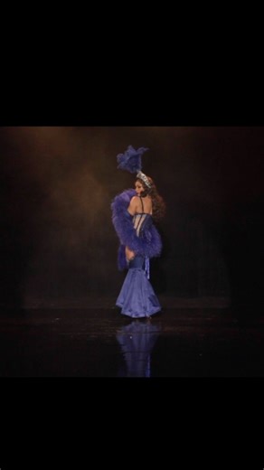 Kate/Kitty Errington - Burlesque, Singer, Fire 🔥 on Instagram: "Bohemian Burlesque Festival last month 💙"