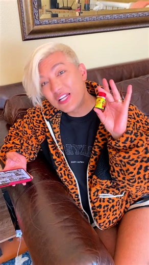 Sounds like my single friends will be visiting the ER for stitches tonight 🤣#imgettingrippedtonight