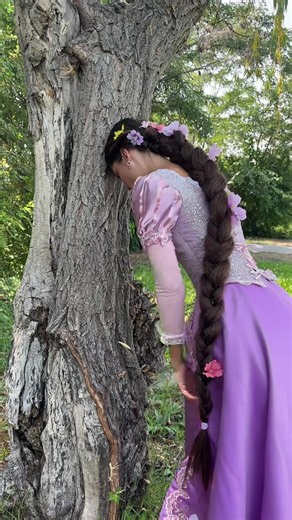 My take on Rapunzel’s dress🤌 #tangled #tangledcosplay #princessrapunzel #disneyprincesses