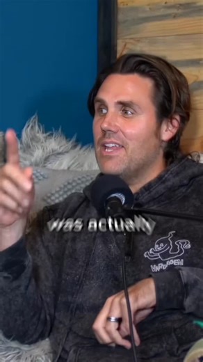 Daniel Wall on Instagram: "Meet The Original Singer & Songwriter of Teen Beach Movie #disney #teenbeachmovie #austinandally #disneychannel #demo #songwriting #hitsong #singing #rosslynch @ross_lynch @disney @disneychannel @jasonevigan"