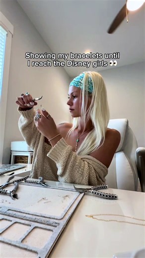 Handmade Disney Princess Bracelets You’ll Love