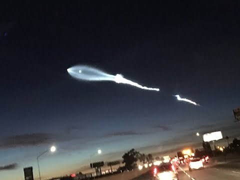 Final SpaceX rocket launch of 2017 lights up Southern California sky | ABC7