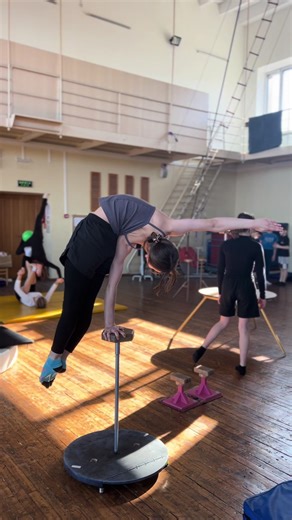 Mastering Handstands: Your Guide to Perfect Balance