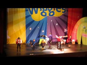 the wiggles live akron 2014 oct 1 DO THE PROPELLER!!!