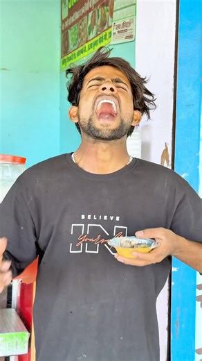 Sardi me pani aur anshu 😂🔥#trendingshorts #viralshort #youtubeshorts #shorts #comedy #pkdhakdhak