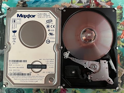 Maxtor DiamondMax 17 Hard drive sounds - The last Maxtor with ramp load technology!