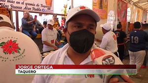 13K views · 200 reactions |  Por puro agradecimiento a su santo patrono, los más de 200 taqueros que se presentaron en la Feria del Taco, regalaron casi 10 toneladas de tacos al pastor, en San Nicolás de Buenos Aires. #Noti13DeLaNoche Víctor Ordóñez Canal 13 Puebla | Canal 13 Puebla | Facebook