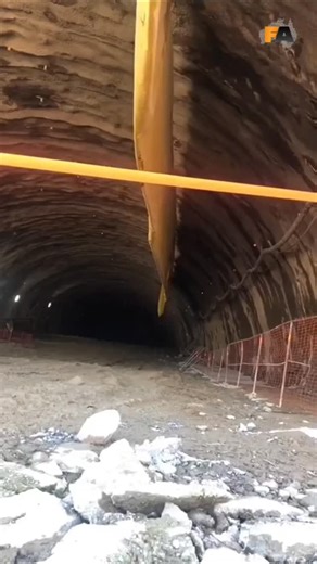 Blast mining 💥⛏️ Controlled drilling and blasting is used to fracture hard rock at precise depths and patterns, reducing material strength before excavation. This improves fragmentation, increases shovel and loader productivity, lowers fuel burn, and minimises wear on downstream equipment 🔧⚙️ Well designed blast patterns optimise ore recovery, control vibration and flyrock, and improve safety across the pit. When blasting is done right, every stage after it runs smoother, faster, and safer 📊�