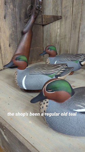 Eurasian teal vs Green wing teal. Back in 2011, I was able to shoot a few Eurasian teal in Alaska. Incredibly beautiful birds in hand...anyone else seen these birds before? Cork. Tupelo. Acrylics. #teal #greenwingteal #carving #painting #wildfowl #waterfowl #duckhunting #ducks #duckseason #deltawaterfowl #ducksunlimited | Costilow Decoys