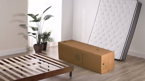 ZINUS 12 Inch Support Plus Pocket Spring Hybrid Mattress, King, Strong Coils for Durable Support, Pocket Innersprings for Motion Isolation, Mattress in A Box