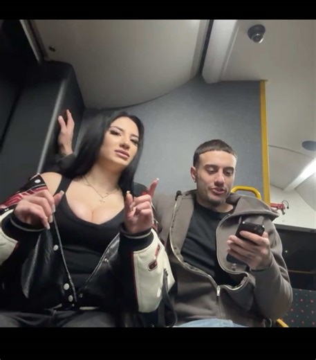 Hilarious Bus Move by Gregparos on Twitch