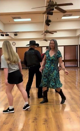 Watermelon Crawl Line Dance (Contra Style), Original Version