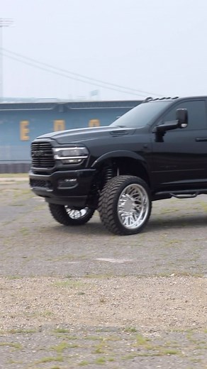 2022 Ram 3500 Dually 4x4 Big screwn nav 6” lift 26” @jtxforged with floater cap 37” tires rock lights full paint match much muuch more! $149,900.00 CM truckbed full tint only 475 miles!! #ram3500dually #hauler | Scott Johnson Cars