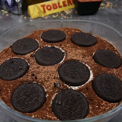 375K views · 501 shares | These cake recipes including oreo and toblerone are to die for! | MetDaan | Facebook