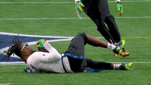 《全景NFL》开局就整活 国联队首档打双四战术普雷斯科特极限连线皮肯斯