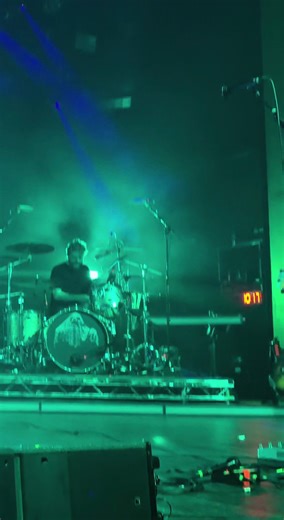 Trying something new, do vertical crops of my videos look better? #lvjyonline #lovejoy #wilbur #lovejoygig