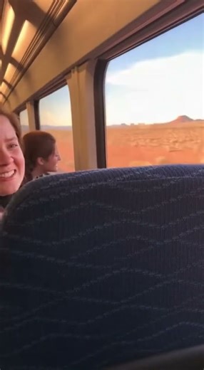 Road Runner vs. Wolf: Real-Life Cartoon Chase