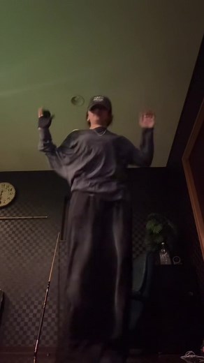 ビリヤード休憩中に🎱🧤 dc : @lulu lunapi🌙🍣 #07 #dance | Dancing TikToks