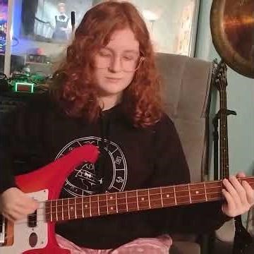 One Step Beyond/Madness bass play along Cara #madness #ska #onestepbeyond #MikeBarson #ChrisForeman