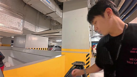 Exploring Daniel Caesar's Music and Lyrics