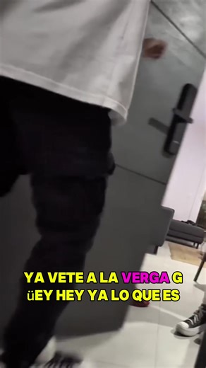 Charly le hace broma al novux y su interés por la guerita