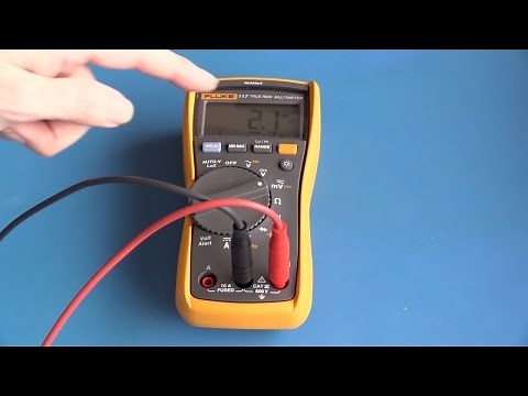 BSL004 Fluke 117 Multimeter