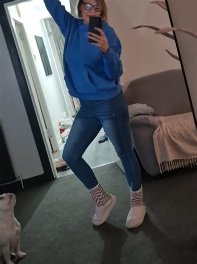 Dance like no ones watching EVERYDAY💃❤️