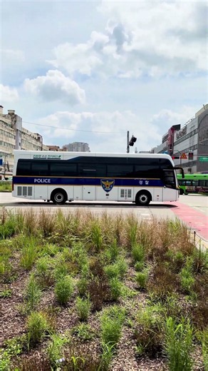 韓国警察（경찰 / POLICE）警備部隊・機動隊等の輸送用警察バス 現代自動車（Hyundai）ユニバース FCEV / エレクシティ FCEV（水素電気バス）