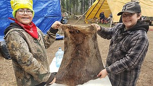 ‘It’s our roots’: Beaver camp deep in the woods takes young people off their phones and puts them in the wild - APTN News
