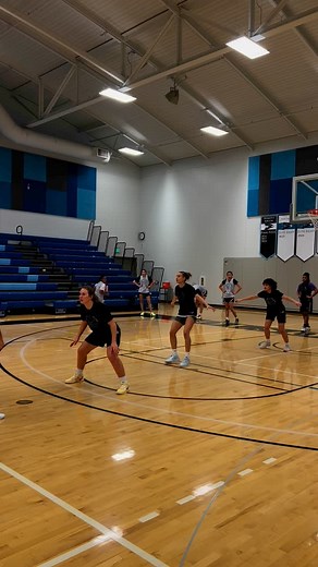 Folsom Lake Women’s Basketball on Instagram: "Here’s one of our favorite defensive drills lately that works on weak side vision, guarding exchanges, helping from the right spots, and moving with the ball into help and back out to shooters. . How to play: One team is on offense with someone in the right corner, right wing, and at the top. A coach has the ball in between the left corner and left wing. The wing and corner players exchange as many times as they want and their defenders work on havin
