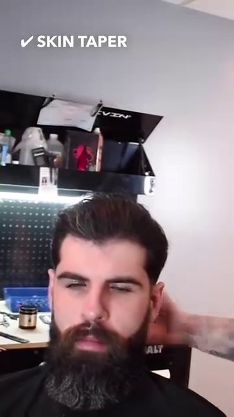 Good Looking Guy Gets Nice Beard Trim | Beardbrand