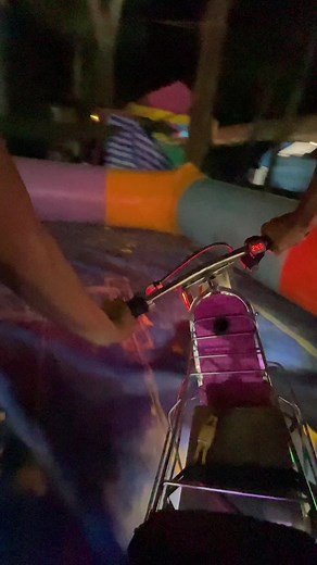 มุมมองรถไฟฟ้าสุดฮาในงานวัดตาขุน