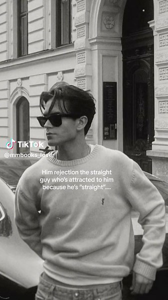 Shutter Bug Vari Scott: MM Romance Books for Book Lovers