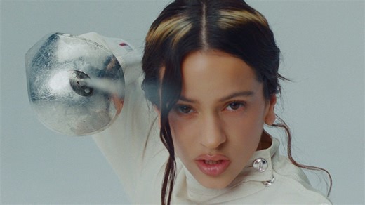 Rosalía's talent transcends language. "La Perla" featuring Yahritza Y Su Esencia earns our final Global Video of the Week for 2025! | Vevo
