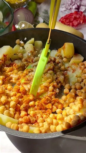 Delicious Pani Puri Recipe with a Flavorful Twist