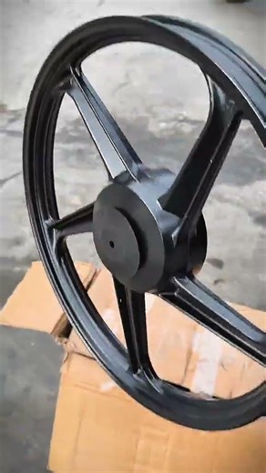 Honda 125 modification Rim Installation #125bike #automobile #cg125 #hondacg125 #splendormodified