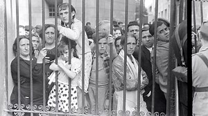 The Mexican Suitcase | Netflix