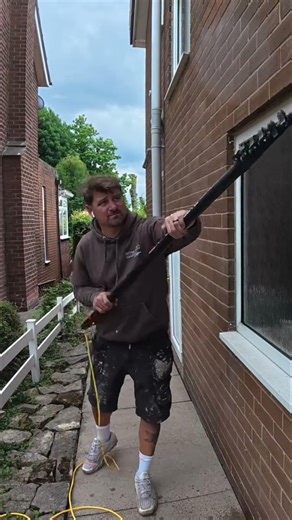 Sparkling Windows: The Astonishing Difference It Makes! #shorts