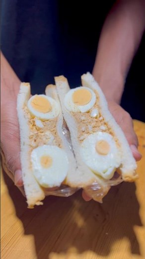 Egg Sandwich That Hits Different 🤤🥪🔥 #EggSandwich #FoodShorts #QuickRecipes #streetfood