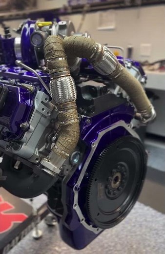 Custom 6.3L (stroked 6.0LPowerstroke) build + full installation for Custom Offsets show truck FP5.0