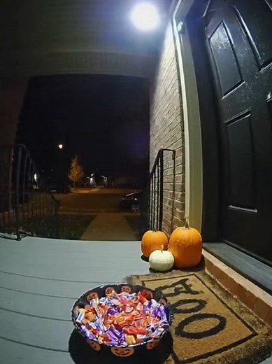 spooky house #fypシ #ringcamera #viralvideo #halloween