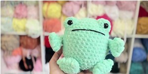 Christmas Ricki Rain Christmas Frog Amigurumi Pattern PDF Grumpy Stuffed Toy Beginner Digital Download - Etsy