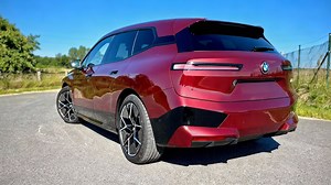 How Fast Is the BMW iX M60 on the Autobahn?