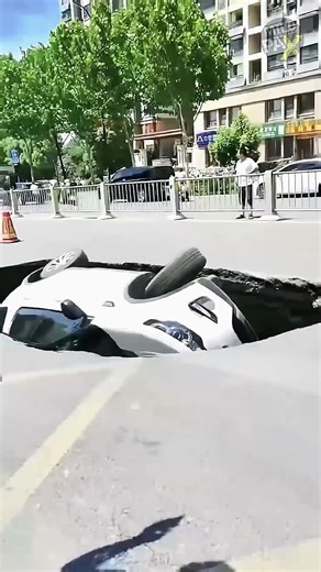 What Happens If a Sinkhole Swallows Your Car? 🚗💥