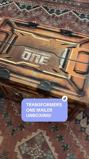 The biggest TRANSFORMERS package ever from Hasbro for Paramount’s Transformers One! I’ve never had a mailer with so much swag! #hasbro #transformers #transformersmovie #transformersone #toys #toycollector #transformerscollector #unboxing