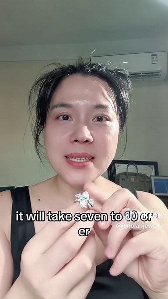 What I will do before sending a ring? I will make many certifications and verifing videos to make sure my customers get the right thing. Today I am sending a ring and band to the US again. Hope my customer like the ring #marquisediamond #marquisengagementring #junolabjewelry #shelleyshi