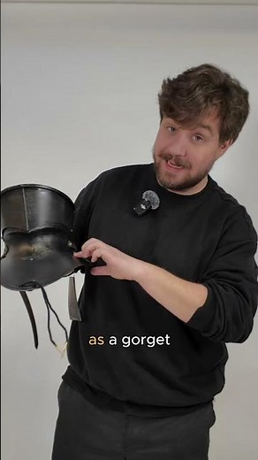 What is the difference between the bevor and gorget? 🤔