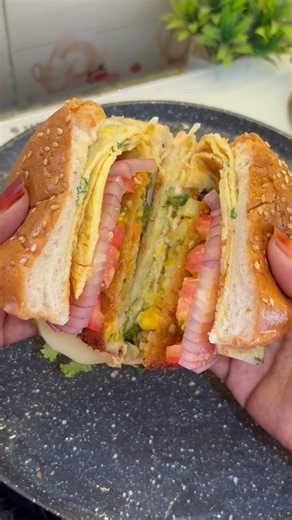 Quick Breakfast Ideas | Easy Burger #shorts #quickbreakfast #recipe #fifa2026